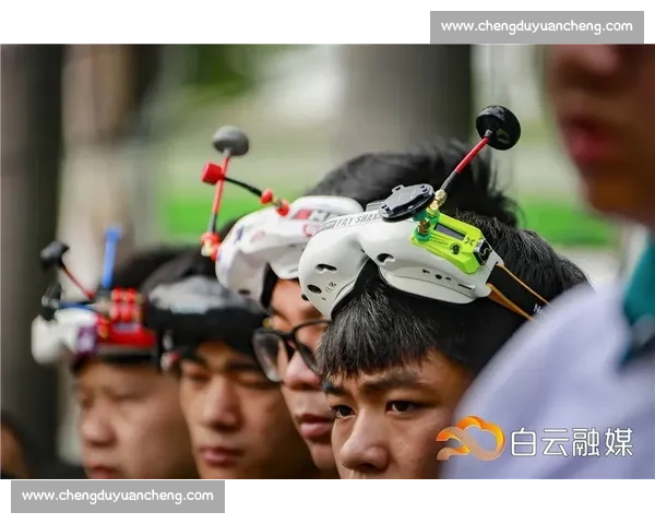 秋千比赛现场惊险又欢乐选手高空摆荡速度对决全程高能瞬间合集精 秋千比赛现场惊险又欢乐选手高空摆荡速度对决全程高能瞬间合集精